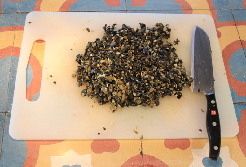 olive-caper-garlic-crusted-cod-recipe1
